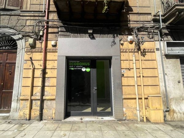 negozio in affitto a Palermo in zona Zisa