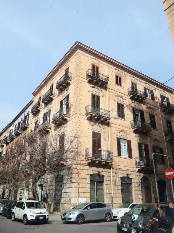 appartamento in affitto a Palermo in zona Politeama