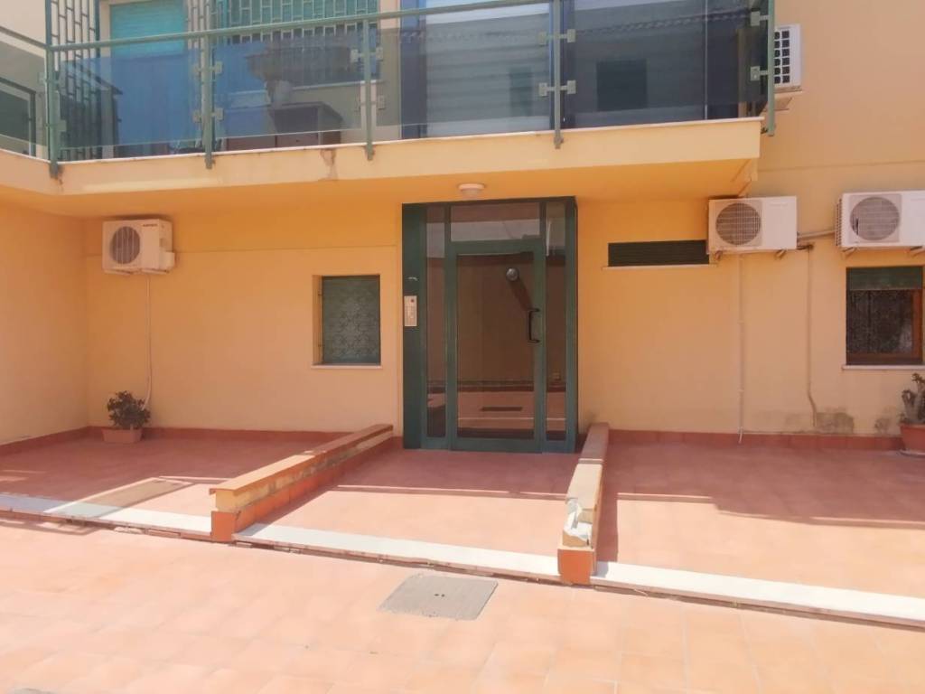 ufficio in affitto a Palermo in zona Pallavicino