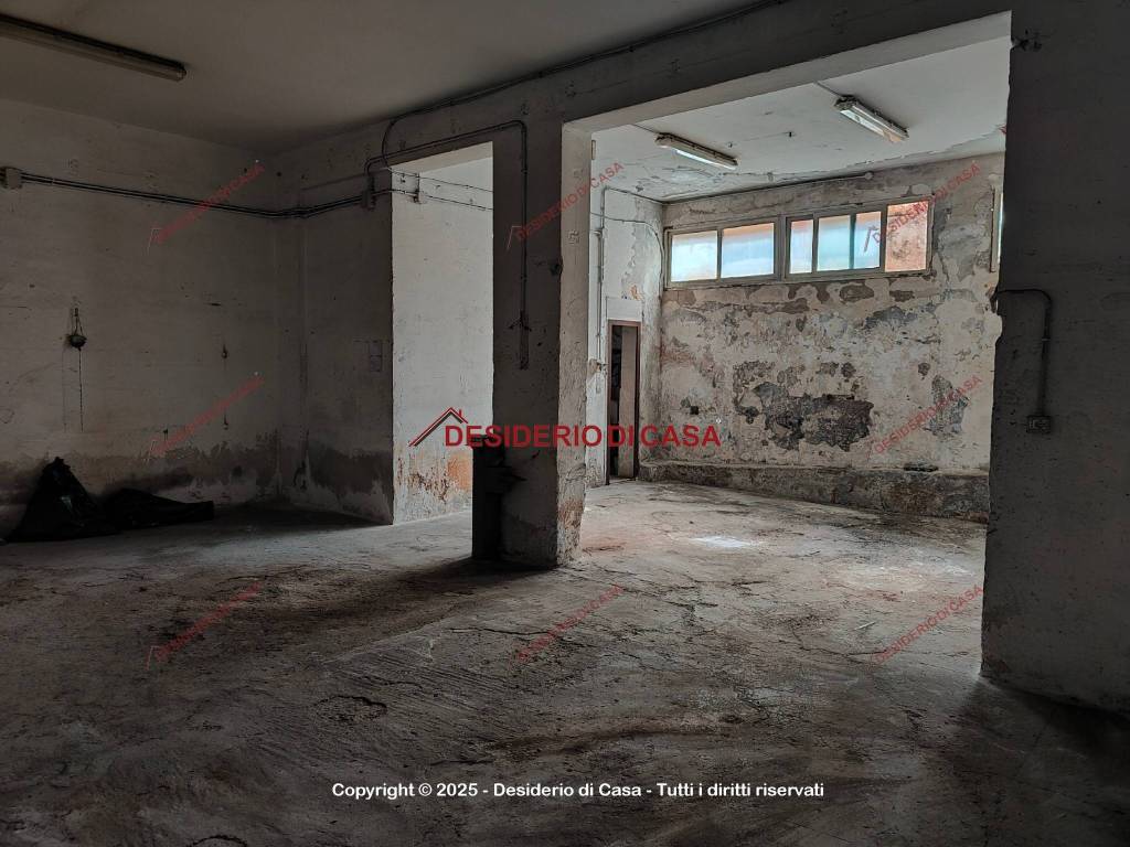 locale di sgombero in affitto a Palermo in zona Libertà