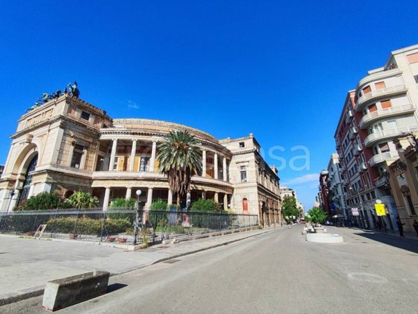 appartamento in affitto a Palermo in zona Politeama