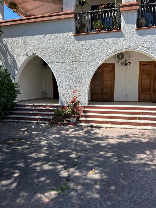 appartamento in affitto a Palermo in zona Mondello