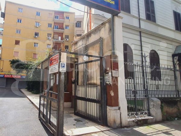 appartamento in affitto a Palermo in zona Montegrappa / Santa Rosalia