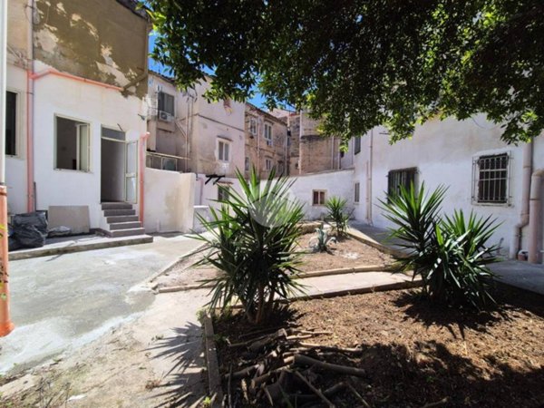 appartamento in affitto a Palermo in zona Arenella/Vergine Maria