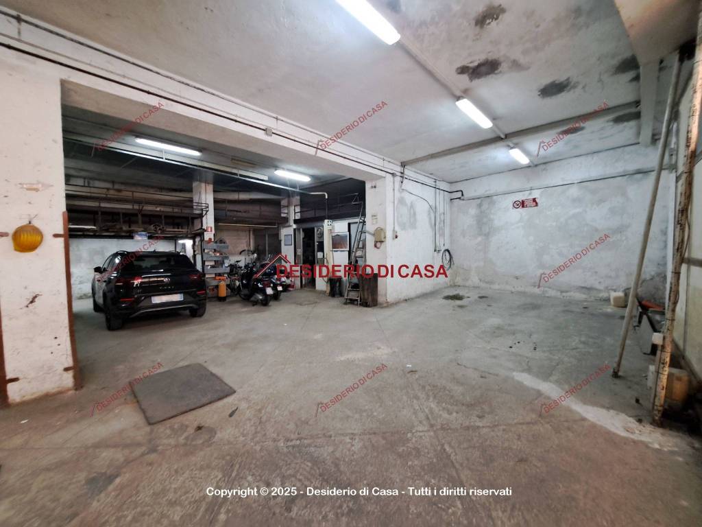 locale commerciale in affitto a Palermo in zona Malaspina/Palagonia