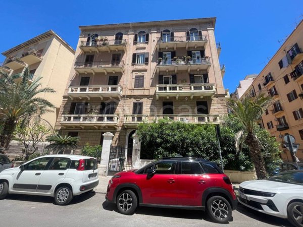 appartamento in affitto a Palermo in zona Zisa