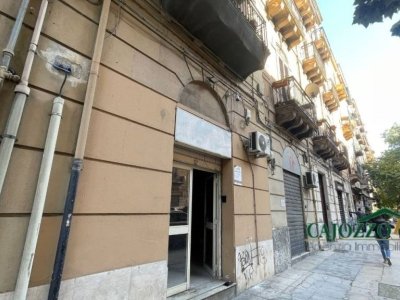 negozio in affitto a Palermo