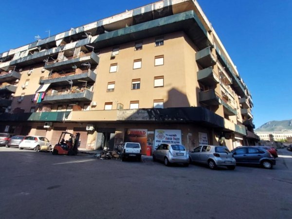 appartamento in affitto a Palermo in zona Montegrappa / Santa Rosalia