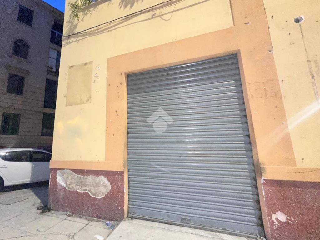 negozio in affitto a Palermo in zona Noce