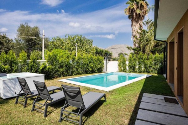 casa indipendente in affitto a Palermo in zona Mondello