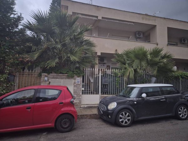 ufficio in affitto a Palermo in zona Mondello