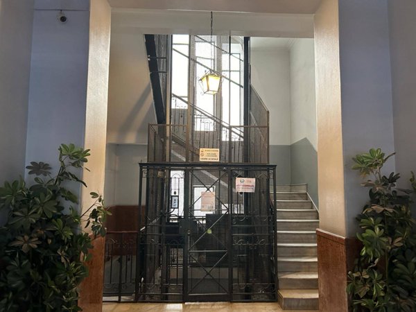 ufficio in affitto a Palermo in zona Politeama