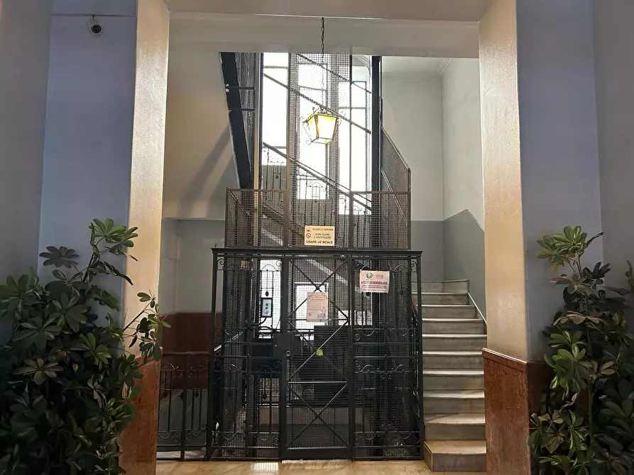 ufficio in affitto a Palermo in zona Politeama