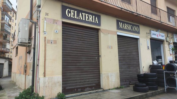 negozio in affitto a Palermo in zona Montegrappa / Santa Rosalia