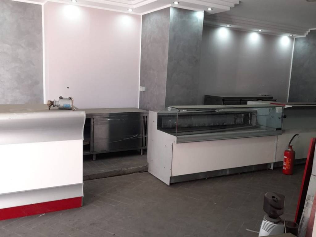 negozio in affitto a Palermo