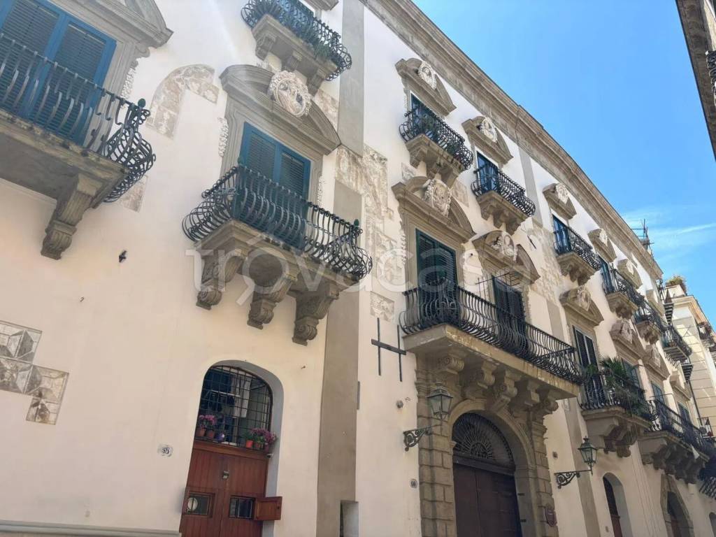 appartamento in affitto a Palermo in zona Centro storico