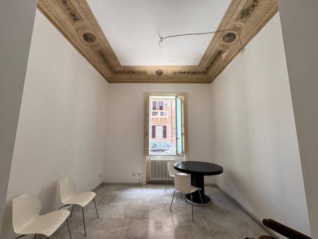 ufficio in affitto a Palermo in zona Libertà