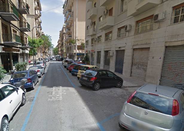 negozio in affitto a Palermo in zona Politeama