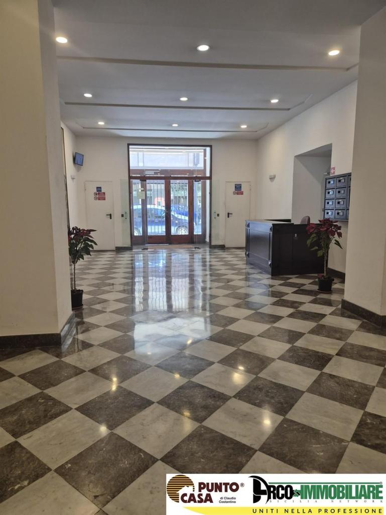 ufficio in affitto a Palermo in zona Libertà