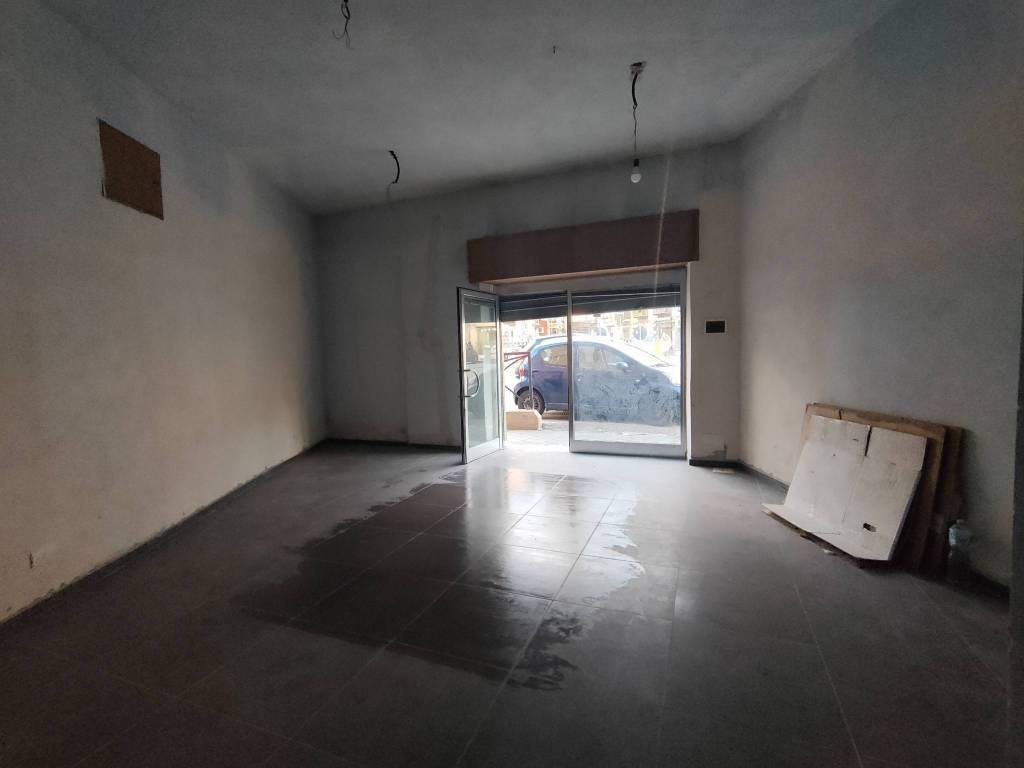 negozio in affitto a Palermo in zona Oreto