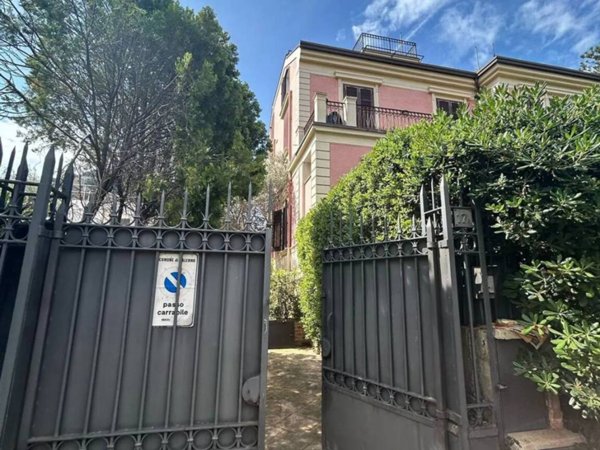 casa indipendente in affitto a Palermo in zona Mondello