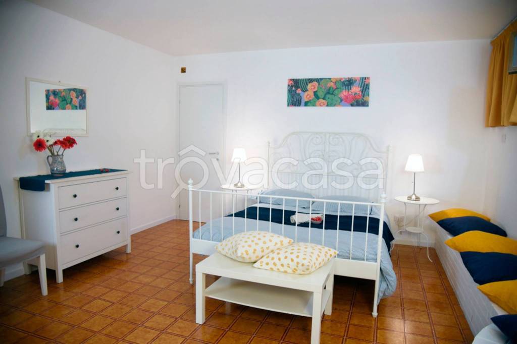appartamento in affitto a Palermo in zona Mondello