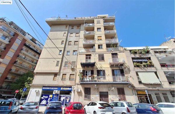 appartamento in affitto a Palermo in zona Montegrappa / Santa Rosalia