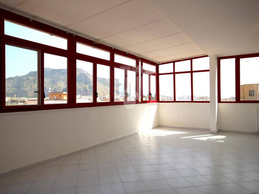 appartamento in affitto a Palermo in zona Politeama