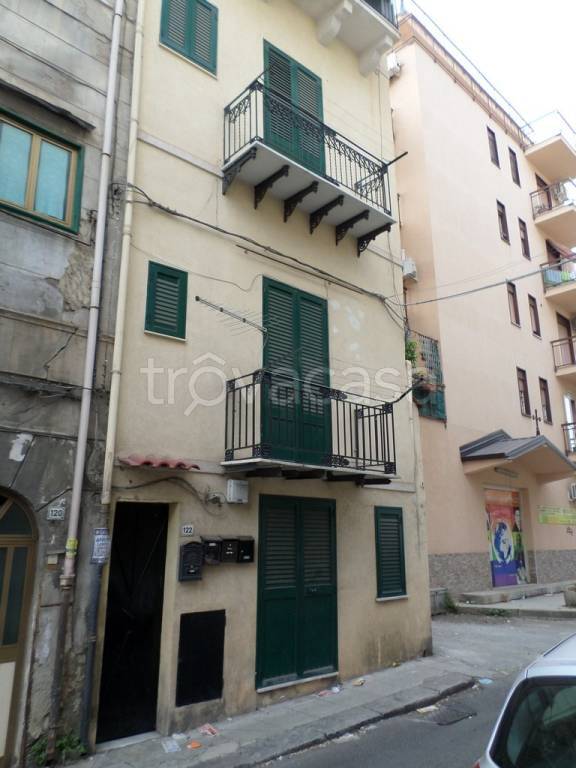 appartamento in affitto a Palermo in zona Montegrappa / Santa Rosalia