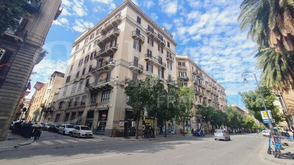 negozio in affitto a Palermo in zona Centro storico