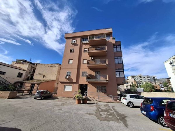 appartamento in affitto a Palermo in zona Uditore