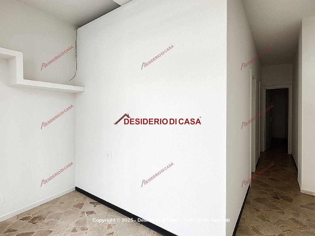 negozio in affitto a Palermo in zona Malaspina/Palagonia