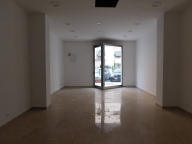 negozio in affitto a Palermo in zona Libertà