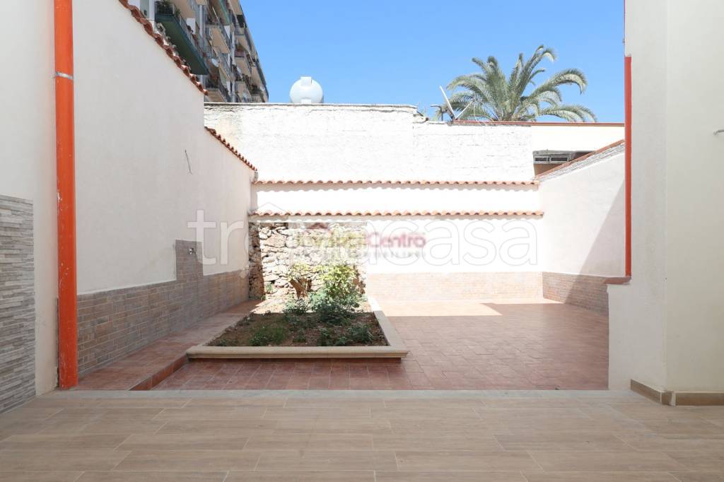 appartamento in affitto a Palermo in zona San Lorenzo