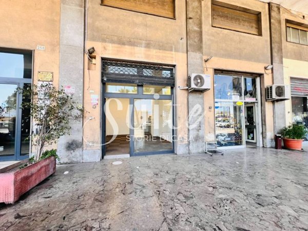 negozio in affitto a Palermo