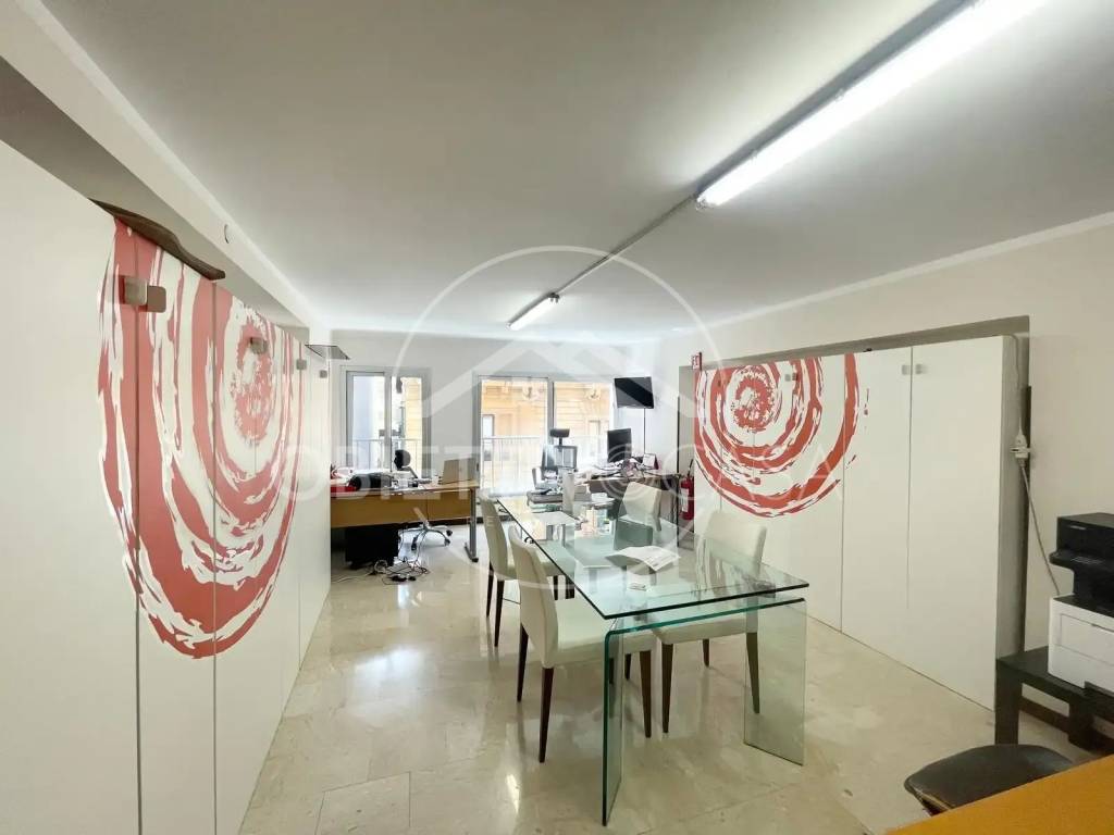 ufficio in affitto a Palermo in zona Libertà