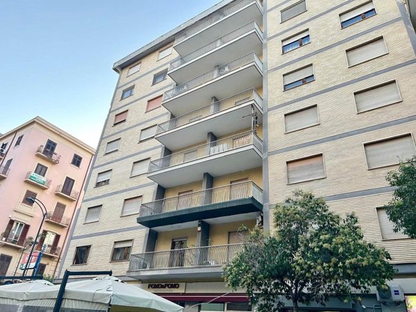 appartamento in affitto a Palermo in zona Politeama