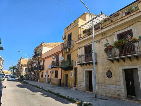 appartamento in affitto a Palermo in zona Malaspina/Palagonia