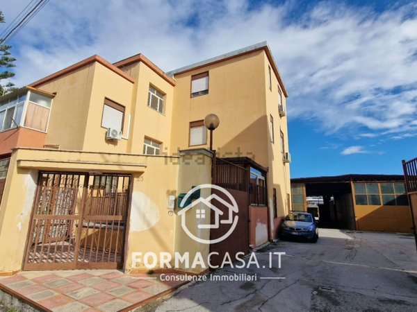 casa indipendente in affitto a Palermo in zona Mezzomonreale