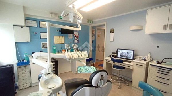 ufficio in affitto a Palermo in zona Libertà