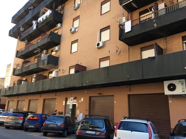 appartamento in affitto a Palermo in zona Montegrappa / Santa Rosalia
