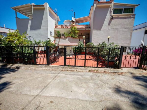 casa indipendente in affitto a Palermo in zona Addaura