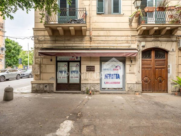 negozio in affitto a Palermo in zona Politeama