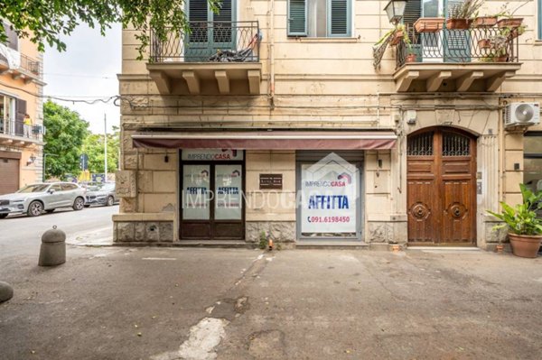 negozio in affitto a Palermo in zona Libertà