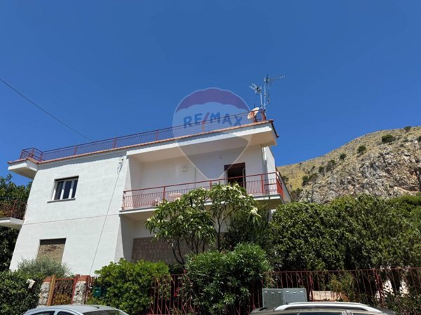 appartamento in affitto a Palermo in zona Mondello