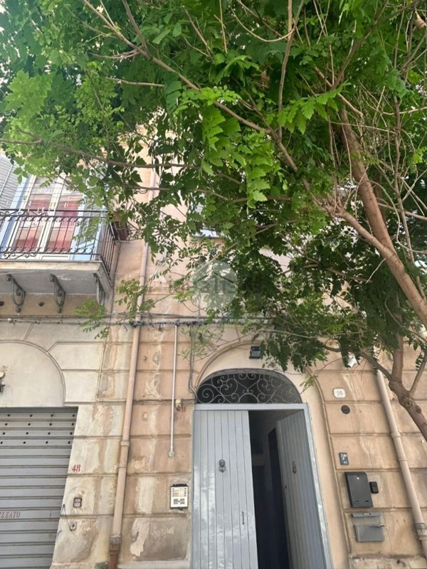 monolocale in affitto a Palermo in zona Politeama