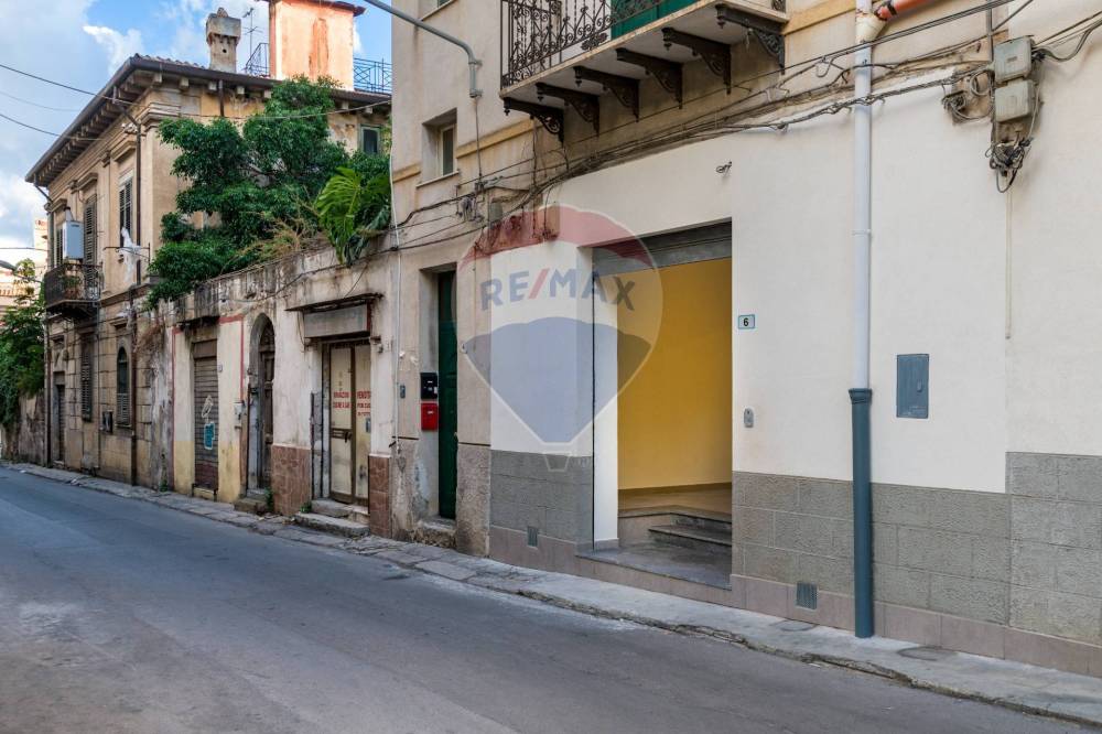 locale commerciale in affitto a Palermo in zona Noce