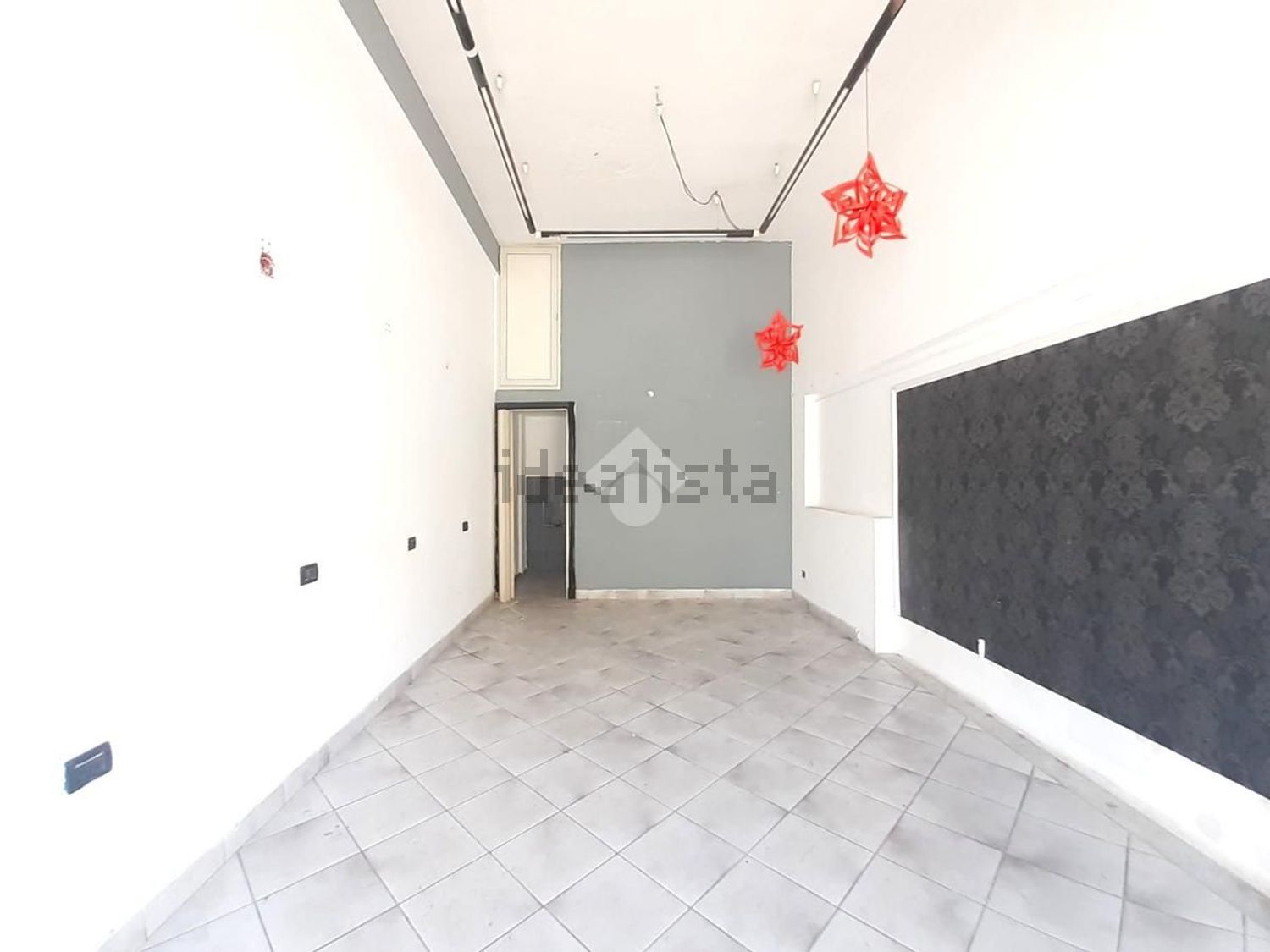 locale commerciale in affitto a Palermo in zona Cruillas