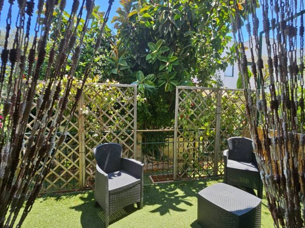 casa indipendente in affitto a Palermo in zona Mondello