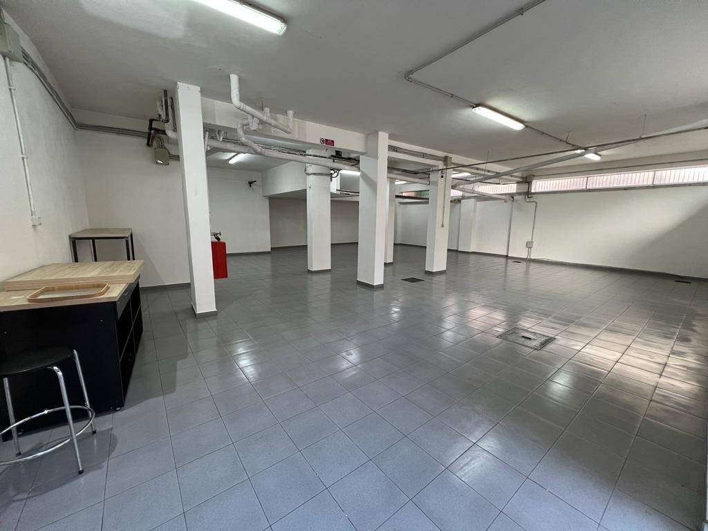 negozio in affitto a Palermo in zona Borgo Nuovo